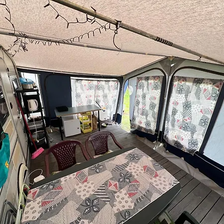 Przyczepa Hobby 460 W Debkach * Dębki