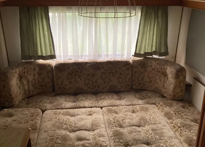 Przyczepa Hobby 460 W Debkach Dębki