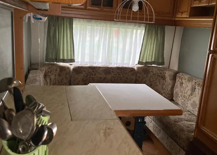 Przyczepa Hobby 460 W Debkach * Dębki